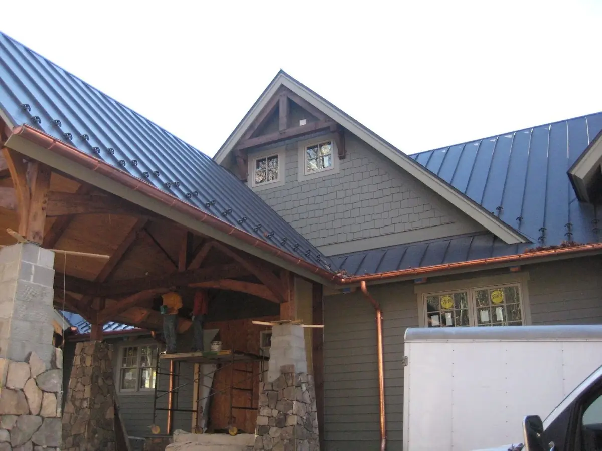 Craftsman Roofing team delivering quality roofing work in Live Oak Acres